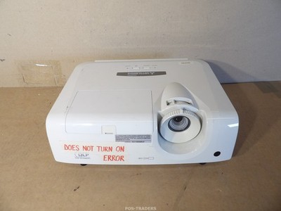 Mitsubishi XD250U Projector Beamer XGA DLP HDMI - DOES NOT TURN ON / ERROR