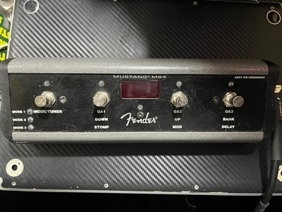 FENDER MUSTANG MS4 EFFECTS PEDAL (P11034947)
