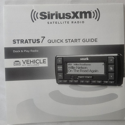 Sirius XM Stratus 7 Satellite Radio & Vehicle Kit Model SSV7V1 New Open Box