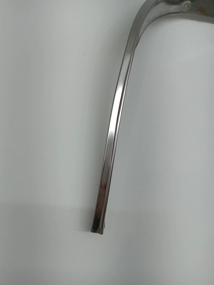 1980-1989 CADILLAC BROUGHAM FLEETWOOD RWD FENDER CHROME TRIM MOLDING Drivers R - Image 2 of 4