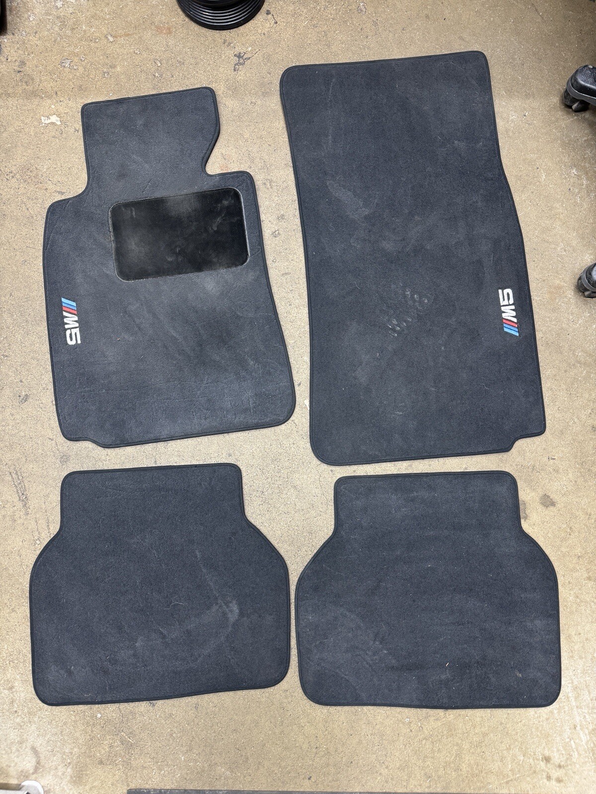 19972003 BMW E39 M5 Floor Mats Carpets 540i 530i 528i 525i 530d 525
