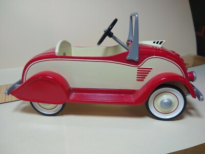 HALLMARK KIDDIE CAR CLASSICS PEDAL CAR 1934 GARTON CHRYSLER AIRFLOW No2! Limited