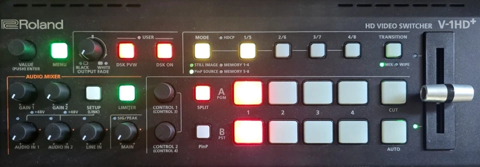 Roland V-1HD+ Video Switcher+Roland UVC-01 USB Video Capture - Image 4 of 4