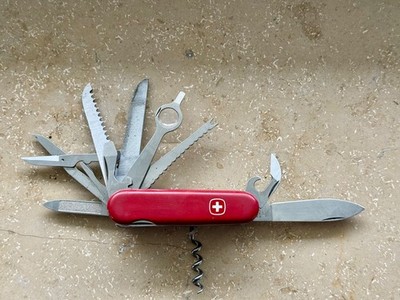 Wenger Delemont Taschenmesser.