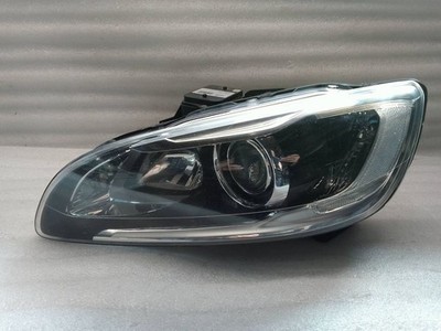 Volvo V60 2015 Links Scheinwerfer 31395902 GRS4830