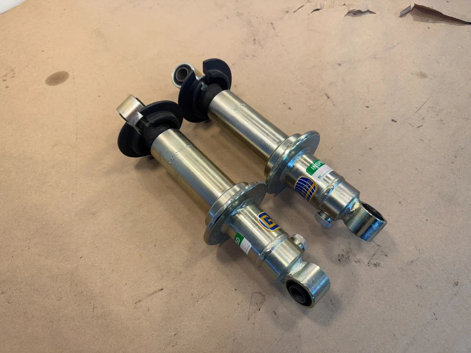 Jaguar XKE E-type Series 3 Rear GAZ Shocks - Image 2 of 4