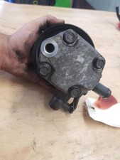 Pompe direction assistée Kia CARNIVAL