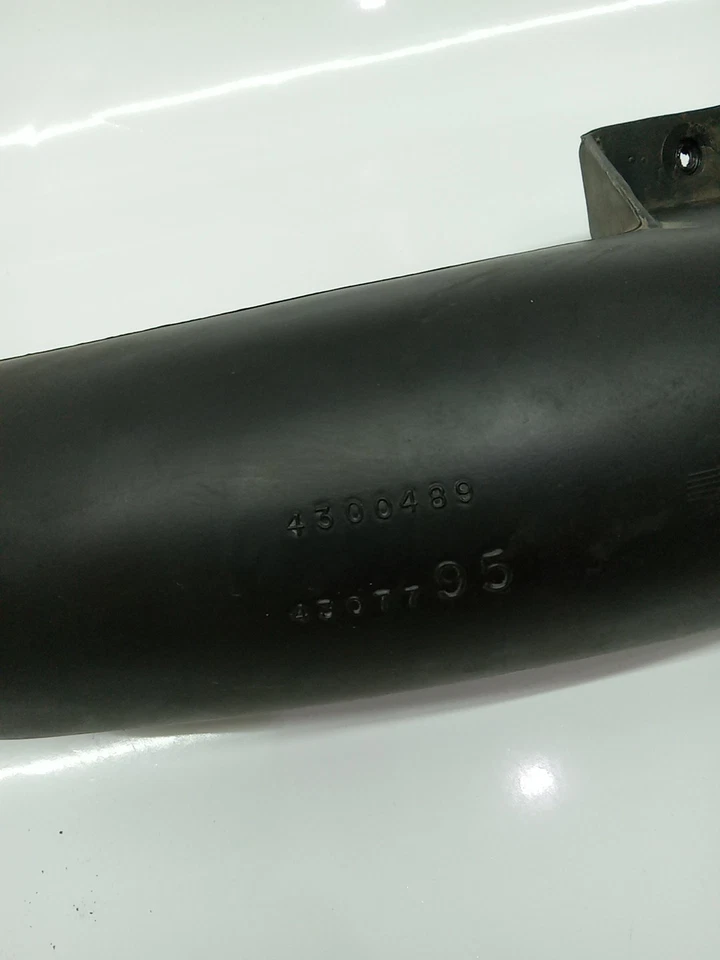 Dodge D100 D150 D350 318 1981-87 2BBL TUBO DE ADMISIÓN DE AIRE CONDUCTO 4307795 OEM Foto 3 de 4