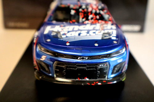 2023 Kyle Larson #5 Hendrickcars.com Martinsville Win Liquid Color 1/24 Elite - Picture 4 of 13