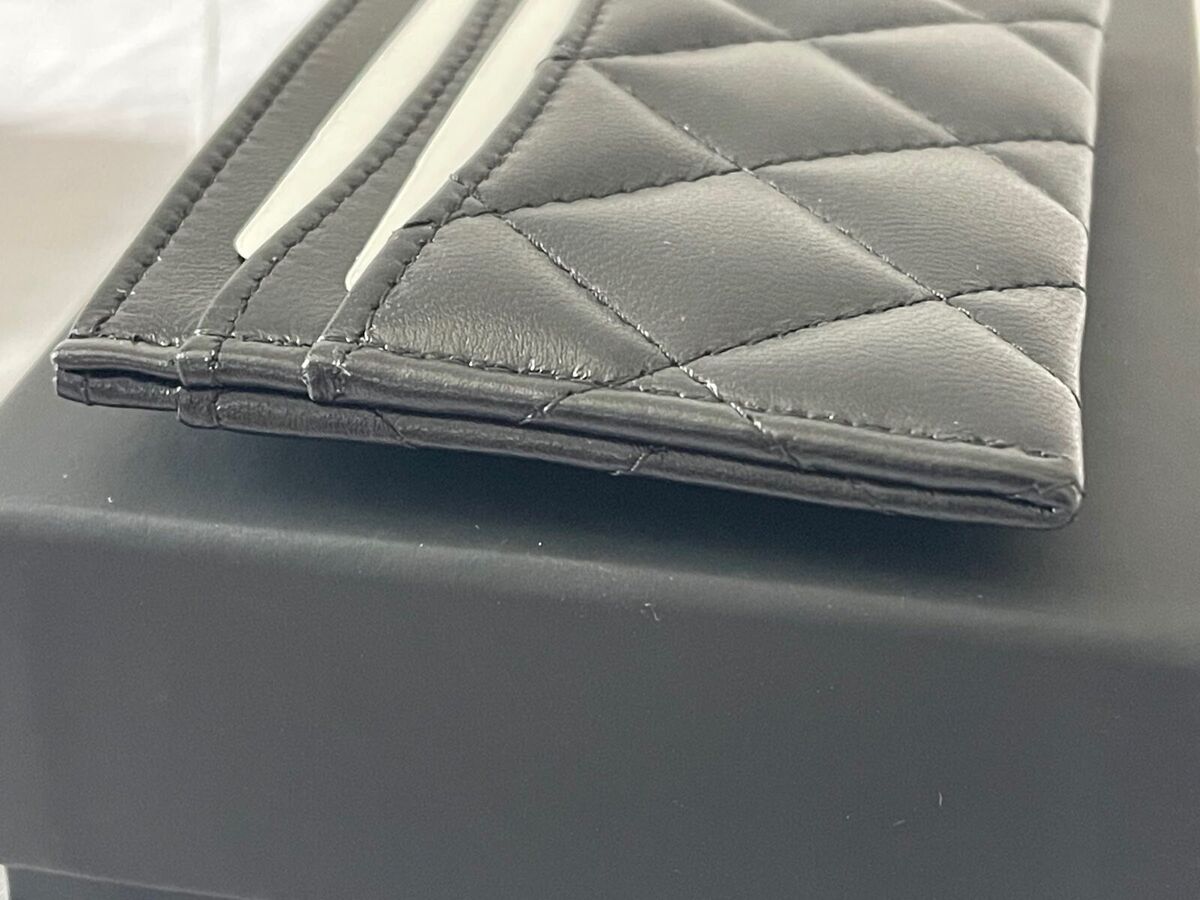 Chanel Classic Flat So Black Card Holder Lambskin Leather Chanel Classic Flat So Black Card Holder Lambskin Leather