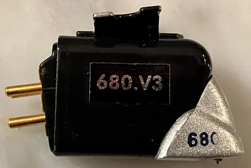 STANTON 680 V.3 CARTRIDGE WITH GENUINE STANTON N680 STYLUS . - Picture 1 of 6