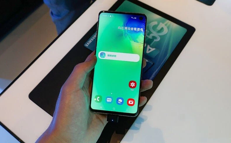Samsung Galaxy S10 5G G977B 512GB Factory Unlocked Smartphone OPEN