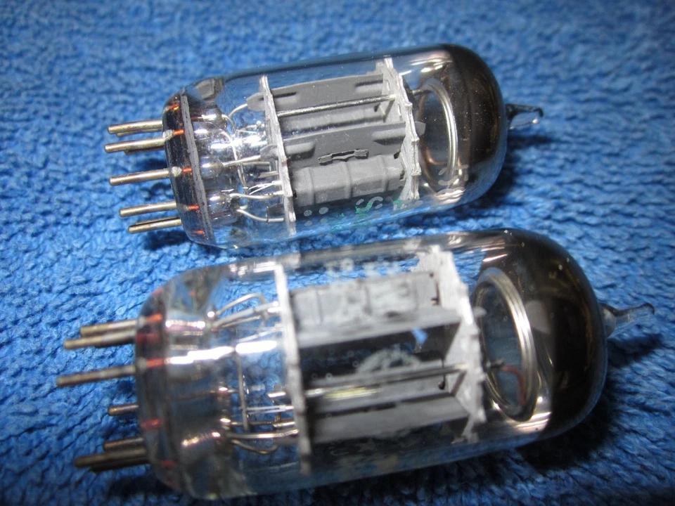 Par de tubos GE 5814A a juego HALO Getter Foto 2 de 2