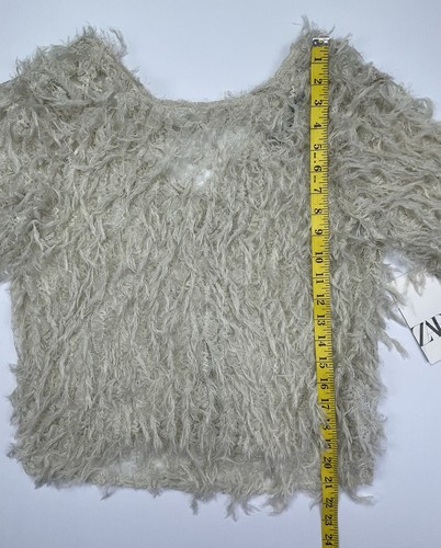 Neu mit Etikett Zara kurzärmliges transparentes Oberteil mit Fransen creme ecru V-Ausschnitt Größe Medium - Bild 11 von 11