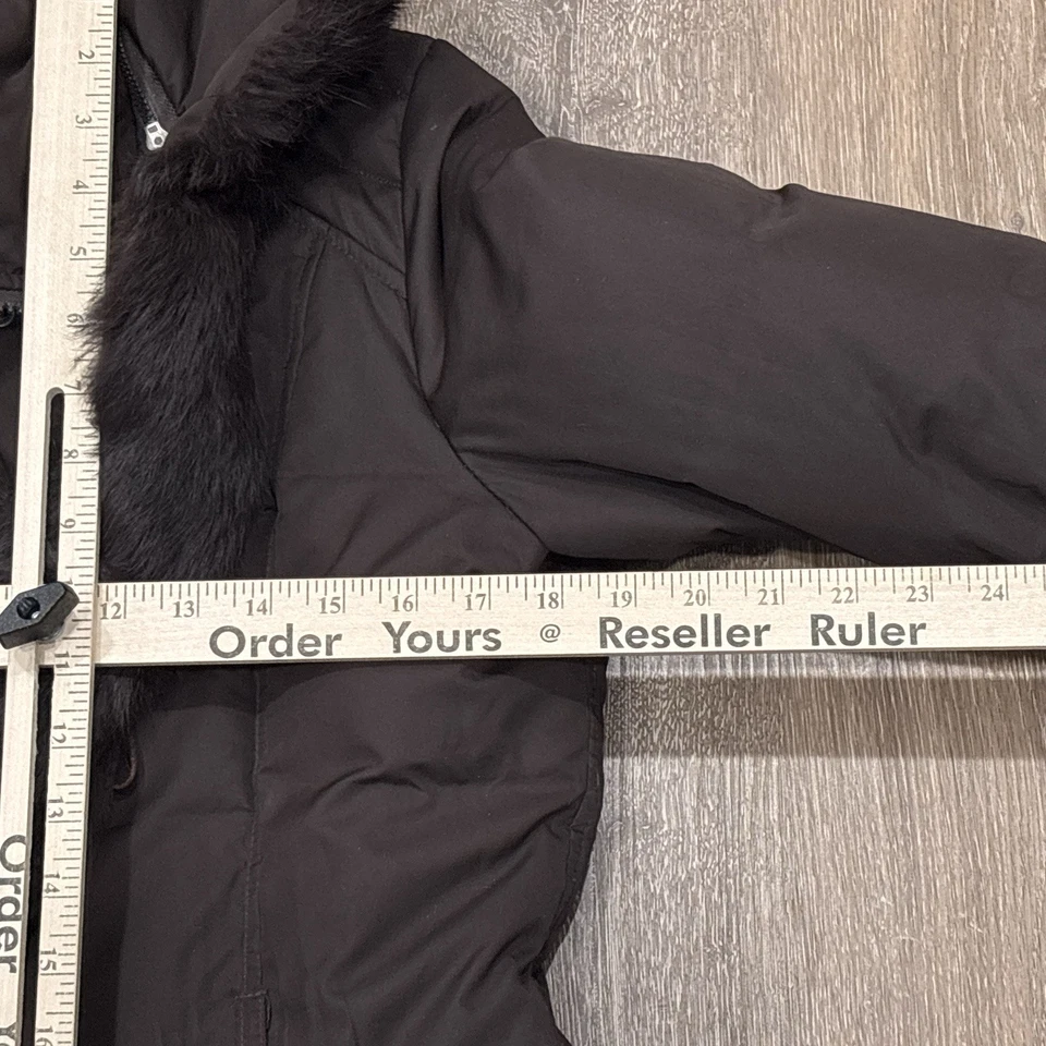 Abrigo de plumón Max Mara para mujer mediano marrón acolchado chaqueta ribete de piel sintética Foto 4 de 4