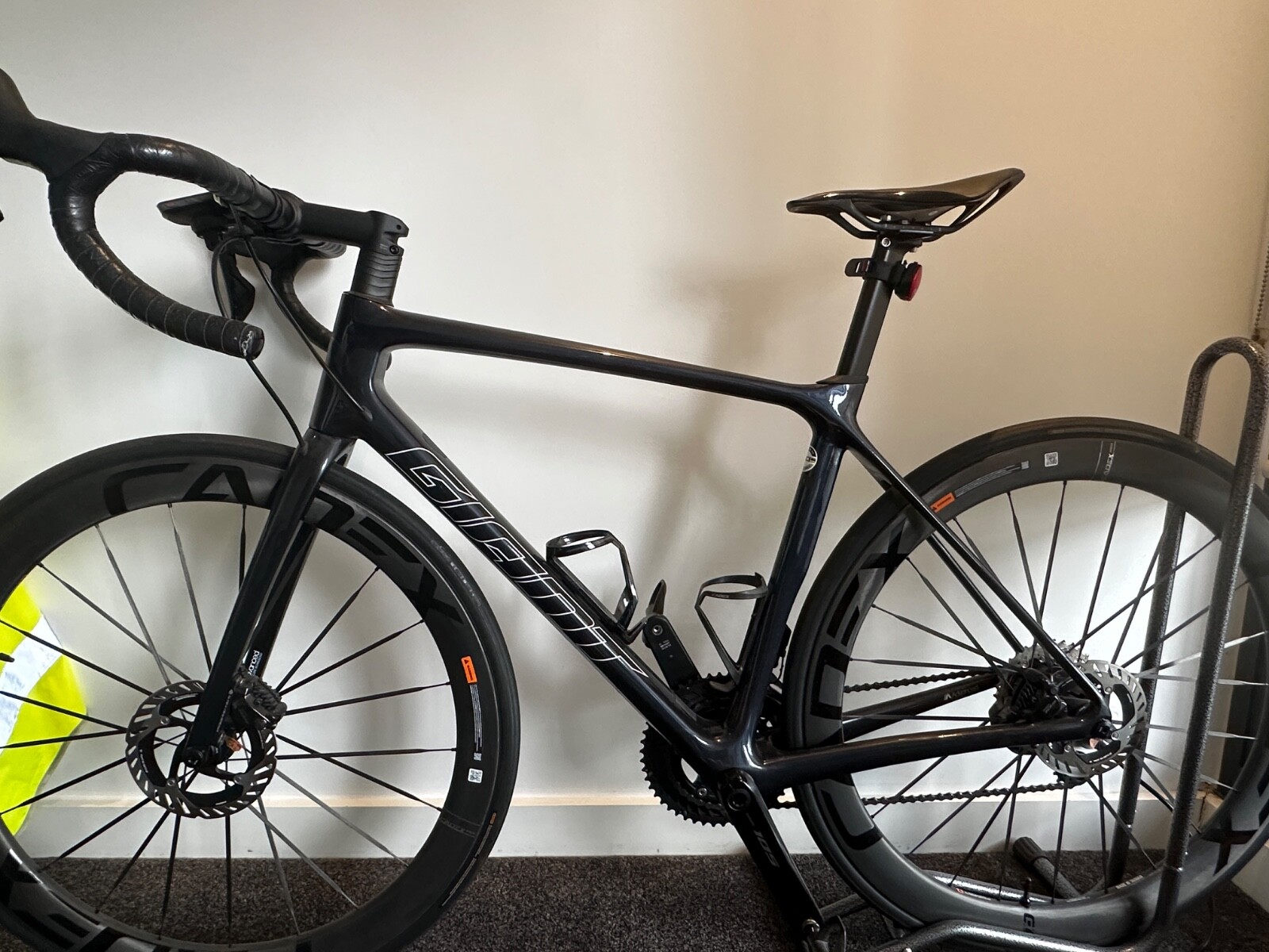 2023 Giant TCR ADV 1 COLD NIGHT M