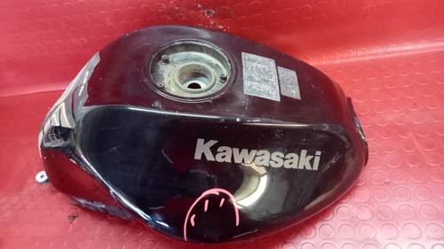 SERBATOIO BENZINA CARBURANTE Kawasaki ER6N ER6 N 2005 2006 2007 2008 VEDI FOTO - Picture 7 of 15