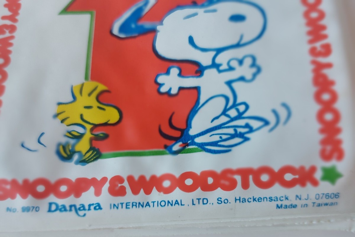 VINTAGE 1965 Danara Baby Snoopy and Woodstock Numbers Vinyl Bath