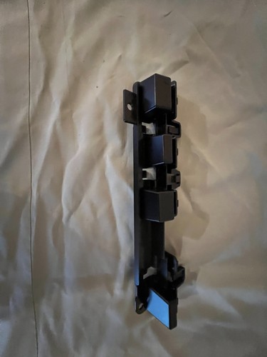 BMW Orginalteil | Halter  Kotflügel | 7428036 | G20/G21