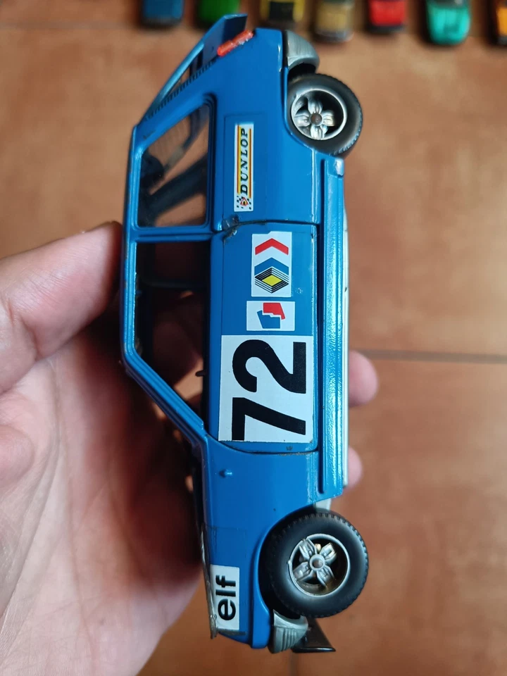 BBurago Renault R5 - Scala 1:24 MADE IN ITALY 0103 anni 80/90 - Immagine 4 di 4