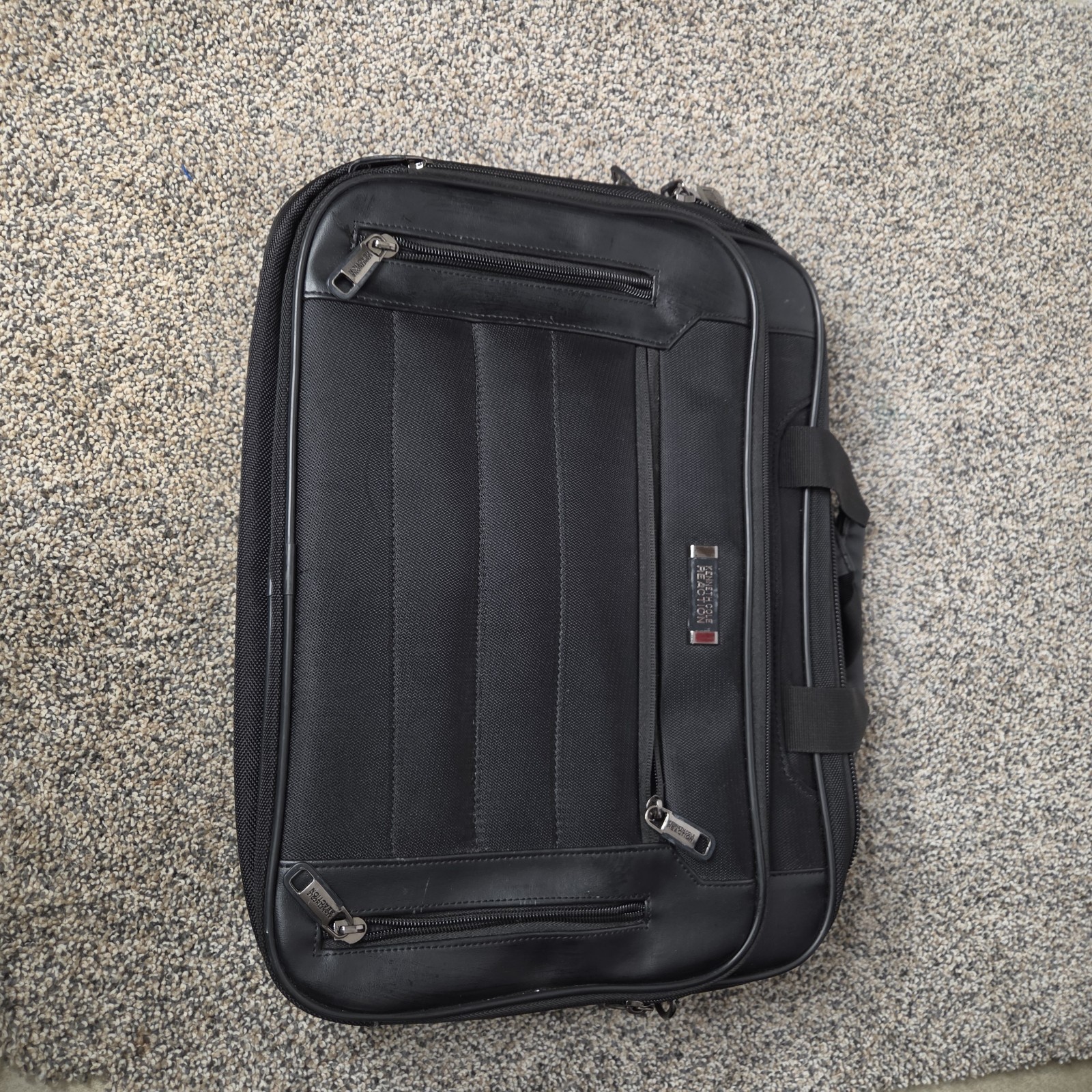 KENNETH COLE REACTION MESSENGER BAG Black Leather R-TECH Bri