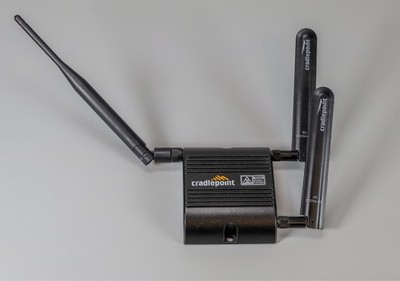 Cradlepoint IBR200 4G LTE Cat 1 Wi-Fi Router NetCloud IoT Gateway Cellular Modem