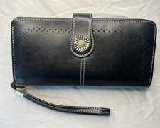 Sendefn Black Leather Wristlet Wallet New With Out Tag