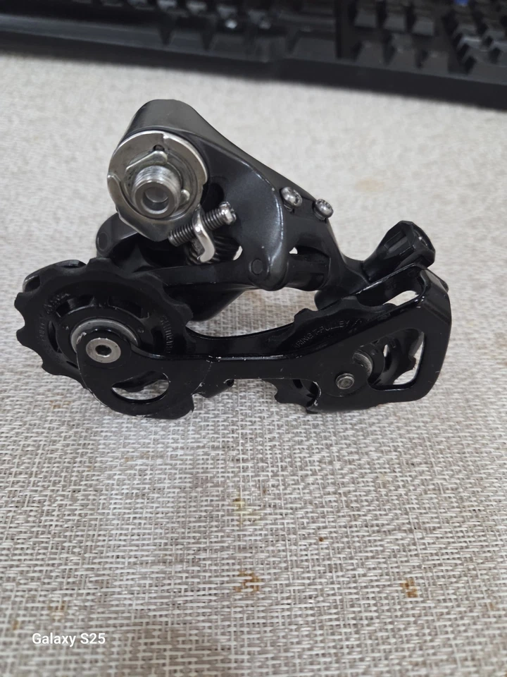 Câmbio traseiro Shimano Ultegra RD-R8000-SS 11 velocidades gaiola curta preto [cac] - Imagem 3 de 4