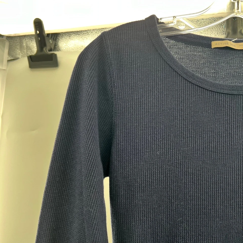 Top térmico Active USA para mujer manga larga azul marino talla mediana Foto 3 de 4