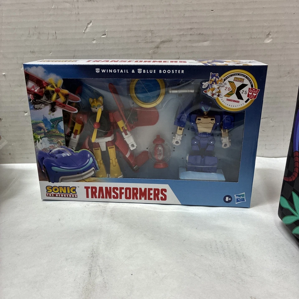 Transformers Collaborative Sonic the Hedgehog x Transformers cola de ala y azul Foto 2 de 2