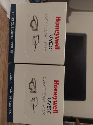 2 Pack Uvex S475 Clear Plus Lens Cleaning Tissues 400 Count Each Safety Glasses