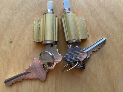 KIK Cylinders. Bottom Lug Type. Lot Of Two(2). SC Keyway. Keyed Diff. U.S. Lock