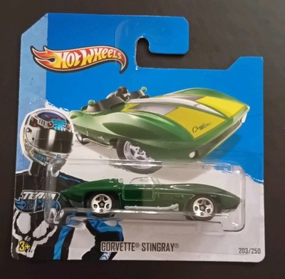 Hot Wheels Corvette Stingray HW Showroom 2013 