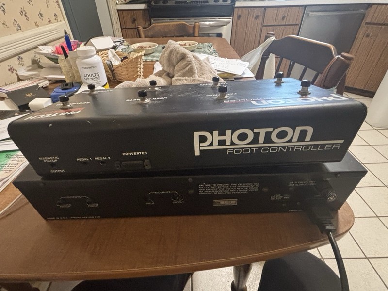 Photon Midi Converter + Foot Controller  ROM Cartridge-As Is/for parts W/Manual!