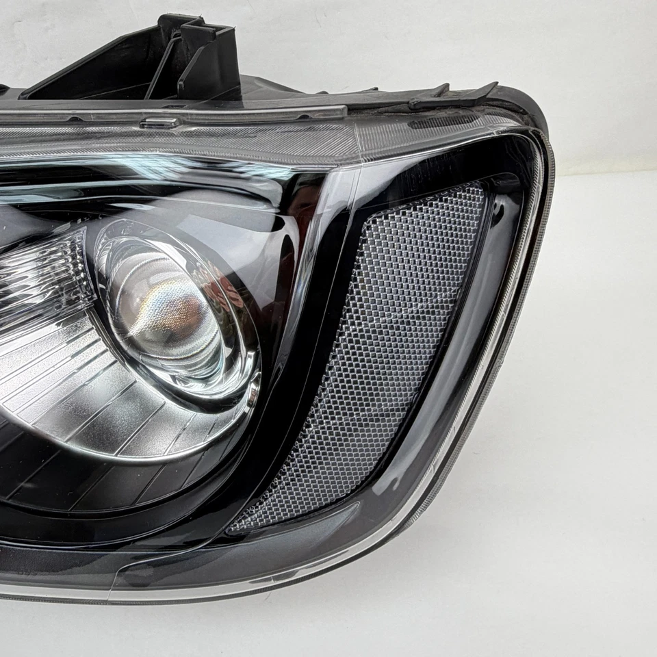 Оригинальная левая ксеноновая фара AFS для Chrysler 300 C 2015–2023 годов выпуска 68402943AB платиновая - Изображение 3 из 4