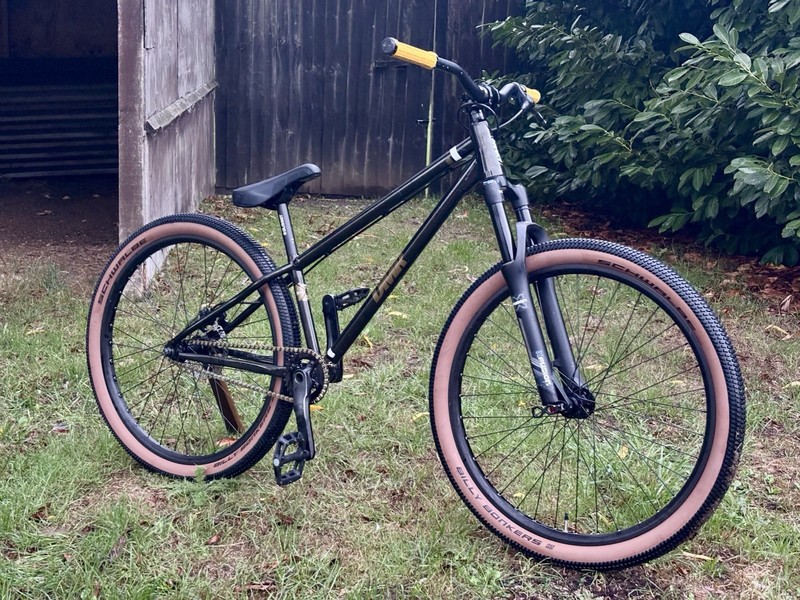 DMR Sect Pro Dirt Jumper 26 Inch Wheels New Tyres Great Condition