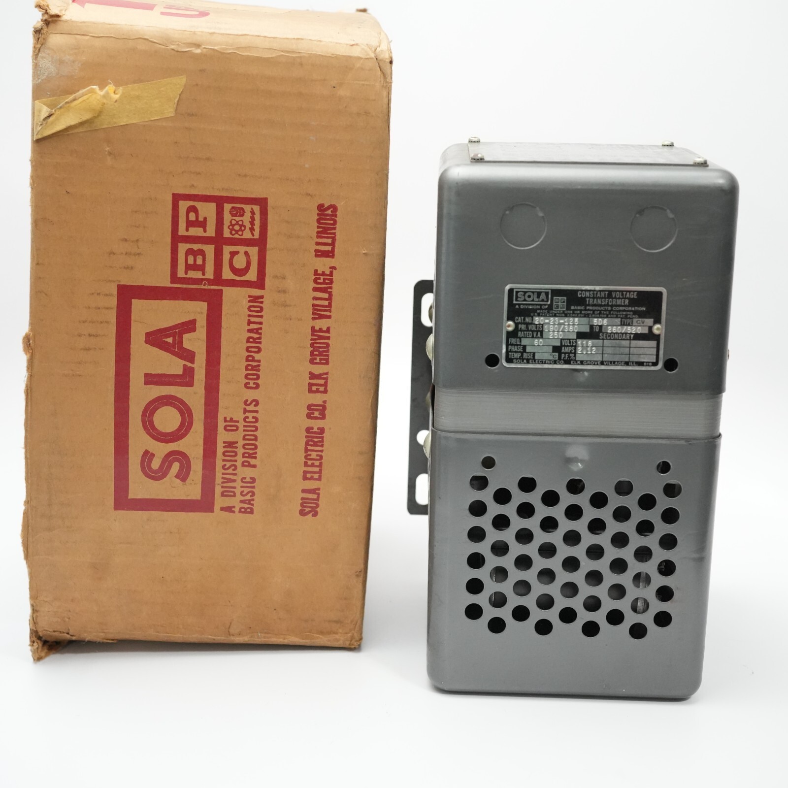 250W SOLA CVN CVT Constant Voltage Transformer Regulator 120V 250VA 20-23-125