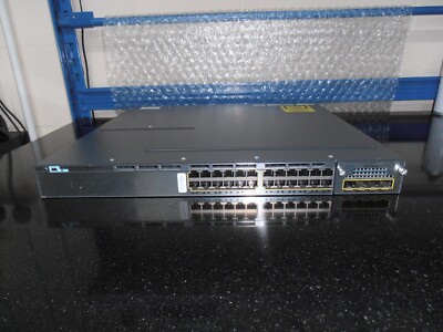 Cisco WS-C3750X-24T-L 24 Port Gig Switch 2 x PSU + C3KX-NM-1G IPServices Lizenz