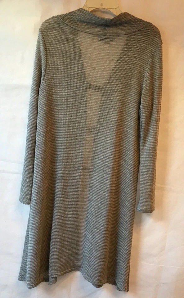 Simply Noelle Woman’s Long Knit Gray Cardigan With Buckles Size 8-10 B2 Foto 3 de 4