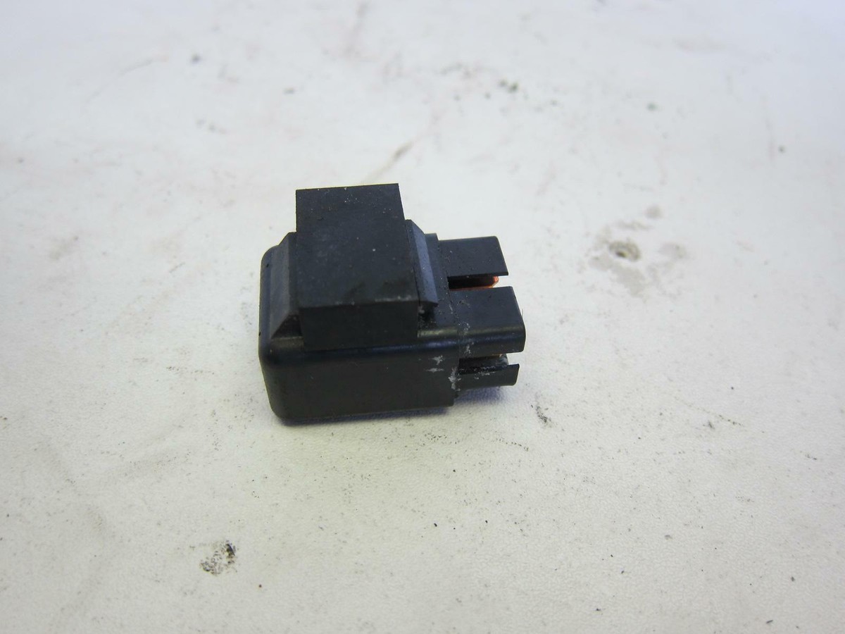 りり Rain Bird XBD81 - Xerigation Xeri-Bird 8 Outlet w/ 8 Xb10