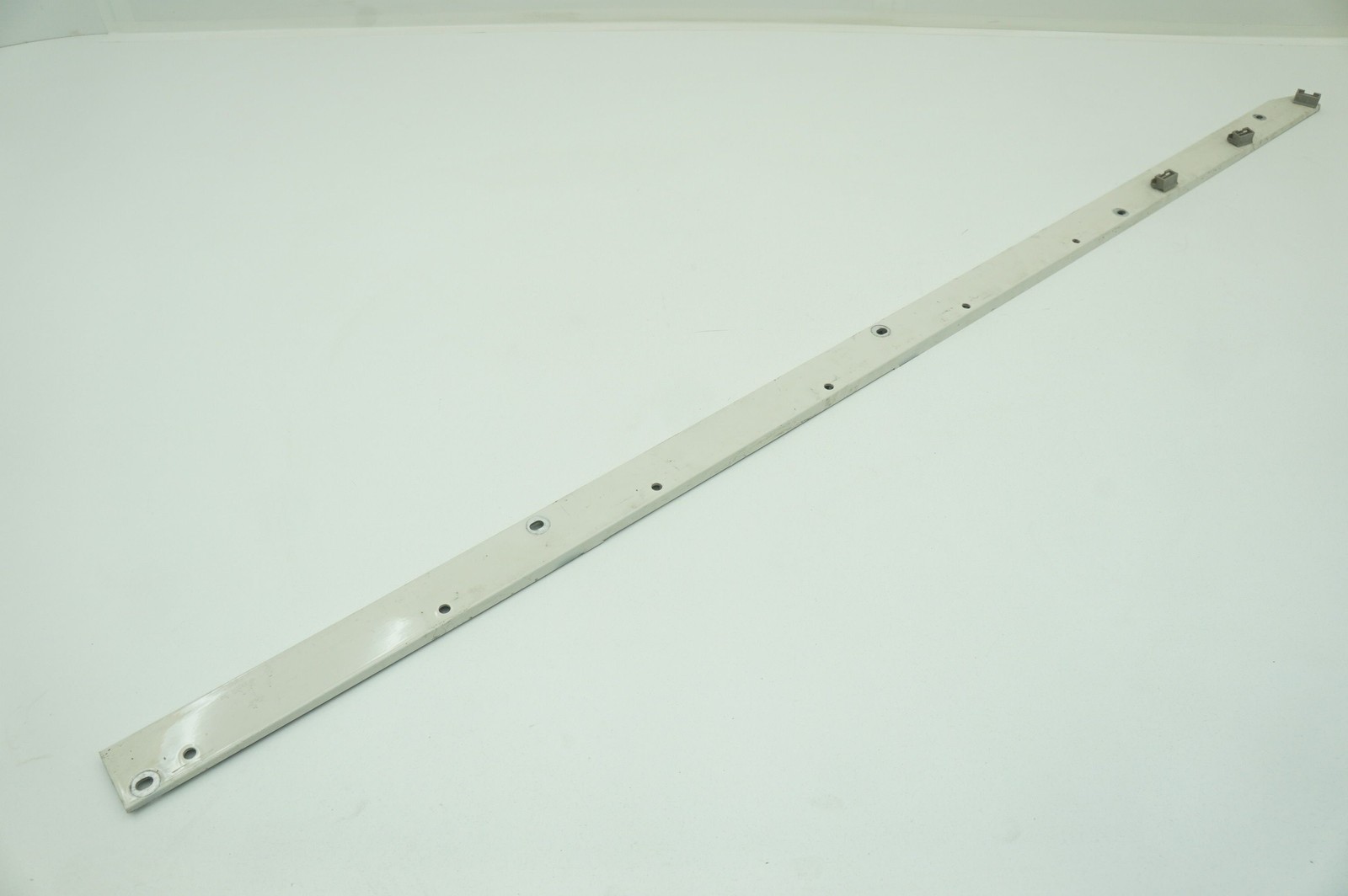 Right Sill Trim Panel White (r29) OEM 41137116277 Rolls Royce Phantom Vii 2006