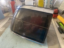 1992 - 96 Jaguar XJS  Rear Outer LH Tail Light Lamp LHC4901BA Gd Lens & Bezel