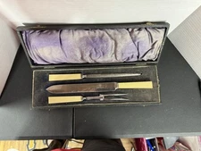 Henry Hobson and Sons Sheffield Stainless Express Bakelite Carving Set Velvet Ca