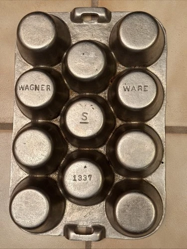 Vintage Wagner Ware Cast Iron-11 Cup Popover Pan-#1337-Style “S” (CHROME PLATED)