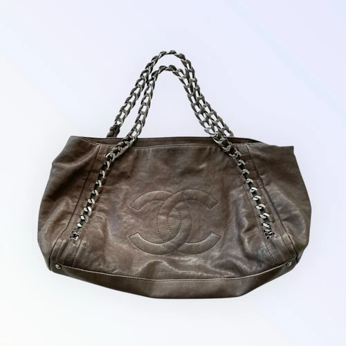 Bolso de Mano Chanel East West Moderno Cadena Gris Piel de becerro Cuero X-GRANDE USADO EN EXCELENTE ESTADO - Imagen 8 de 20