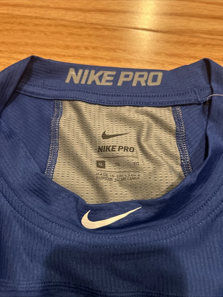 Nike MLB Chicago Cubs Nike Pro Player Issue Training Top LS Sz S Slim Fit Rare - Image 3 of 4