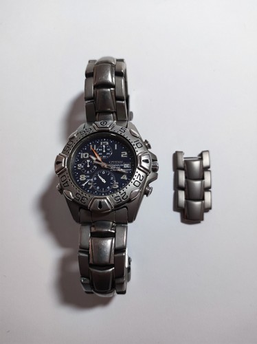 Used Watch Man Citizen Titanium Water Resistant 100 metres - Picture 3 of 8