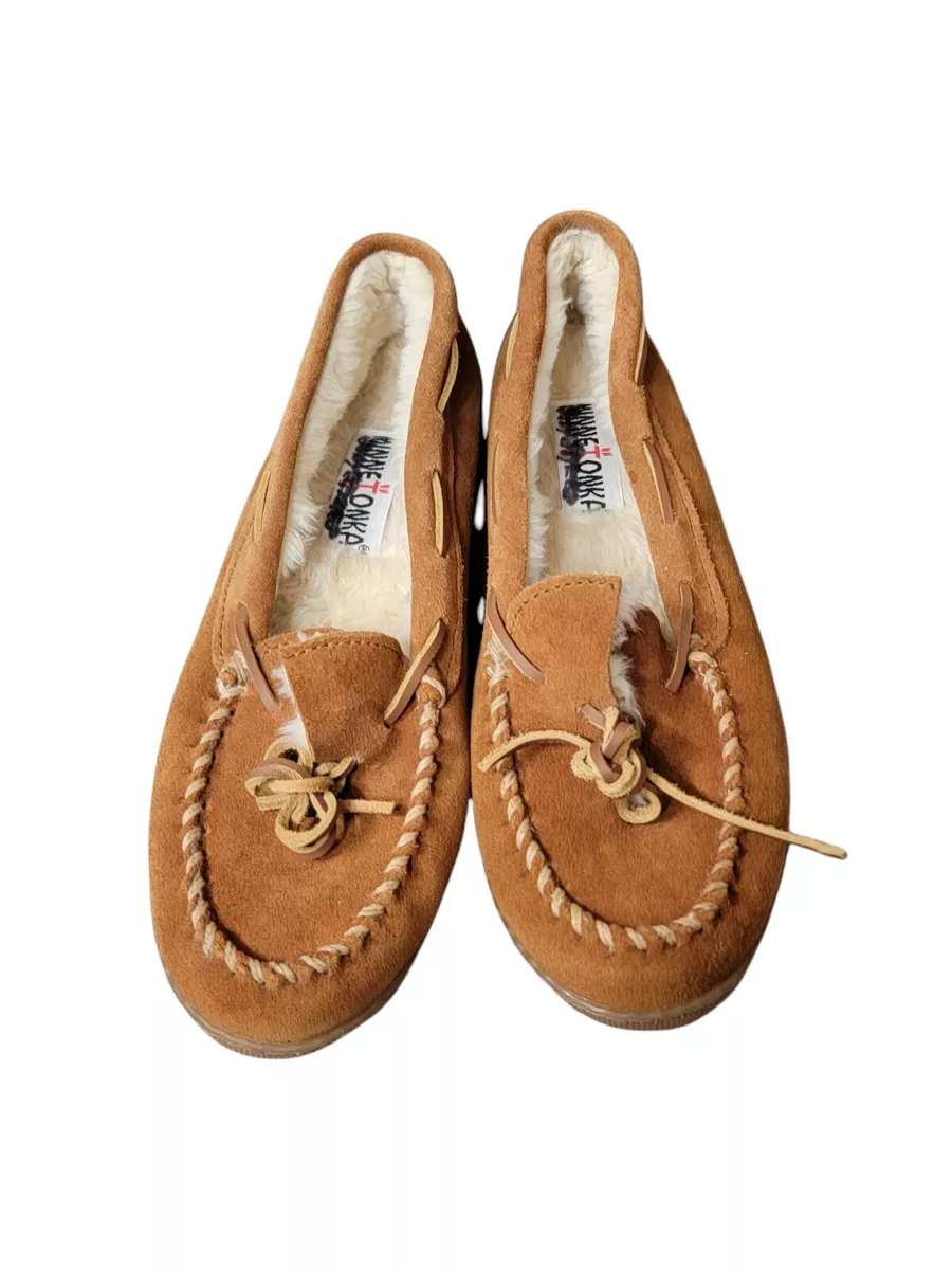MINNETONKA MOCCASINS Size 11 Beige Suede Leather Upper Faux Fur Linning READ