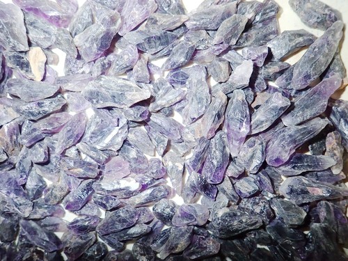 Dark Amethyst Crystal from Brazil 0.5 to 6.6 g Small size Pieces 0.5 Kg Lot - Picture 4 of 12
