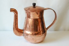 Pichet verseur couvert en cuivre